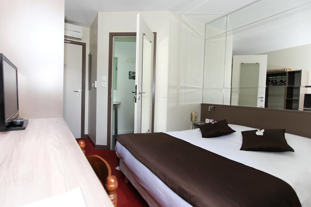 Hotel De L'Ill Strasbourg Kültér fotó